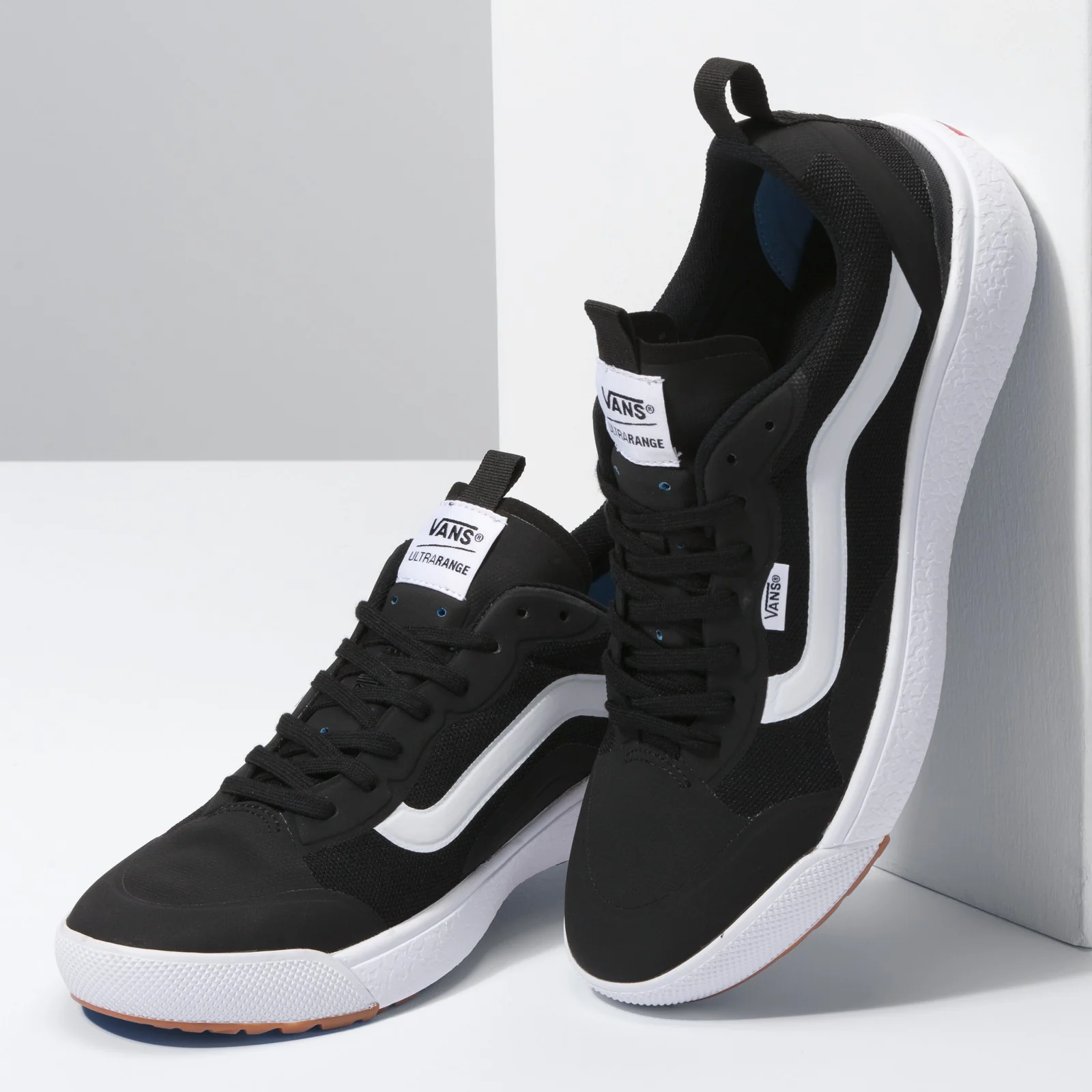 Vans Ultrarange EXO Shoe - Black - Image 3
